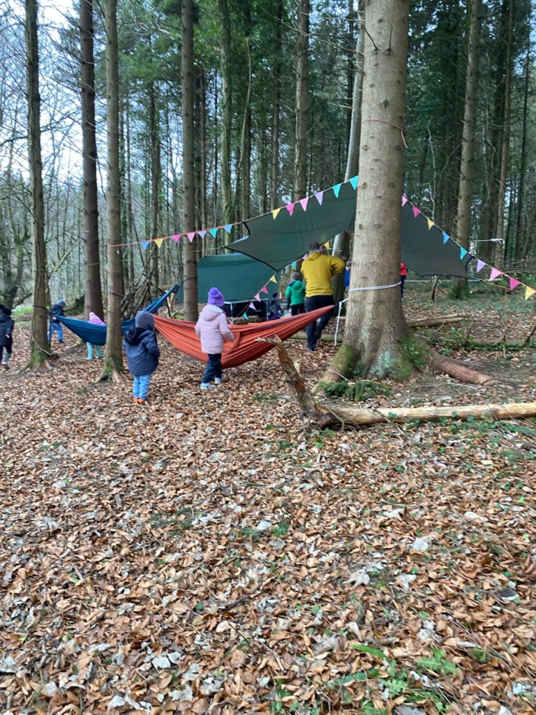 kids and hammocks in forest - Kids birthday parties